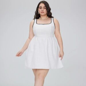 Cider TWEED U-NECKLINE SOLID MINI
DRESS CURVE